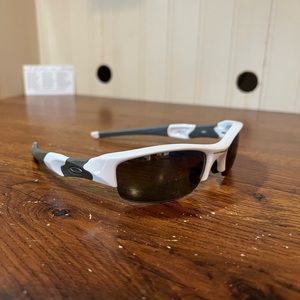 Oakley’s Polarized Flak Jacket Sun Glasses
